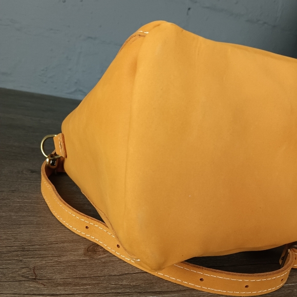 Portland Leather Butterfly Bucket Bag - Picture 14 of 16